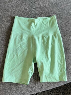 Beyond Yoga High-Waist Mint Bike Shorts